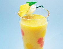 Energising Mango And Banana Smoothie