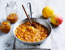 Spiced mango chutney